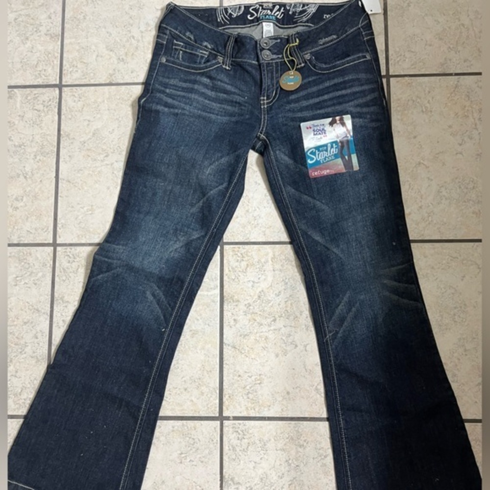 Charlotte Russe Refuge Jeans, NWT, size 8s